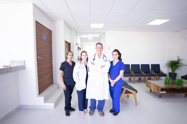 Descubra as estratégias mais eficazes para combater os enjoos matinais